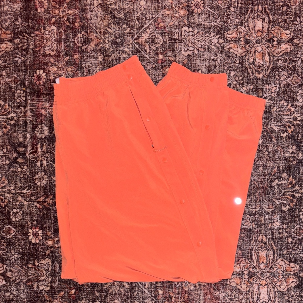 Peach lululemon joggers - Picture 6 of 6